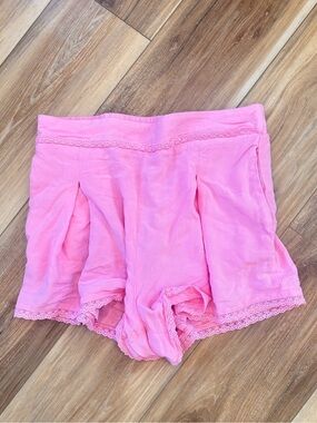 BCBGeneration Pink Lace Trim Shorts (M)